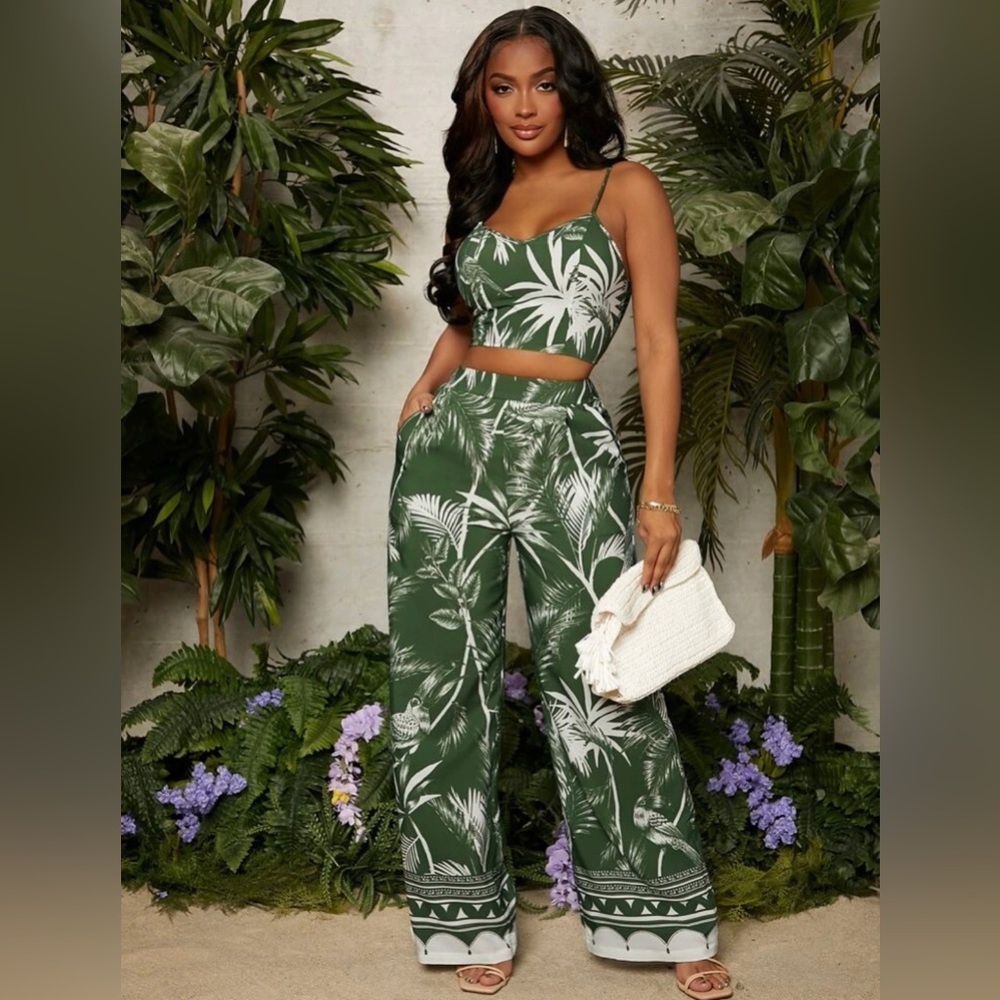 SHEIN Tropical Print Cami Top & High Waisted Pants Set